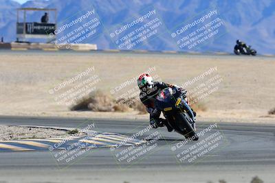 media/Jan-08-2022-SoCal Trackdays (Sat) [[1ec2777125]]/Turn 4 (1145am)/